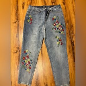 Earl Jeans/18W/blue jeans with flowers
